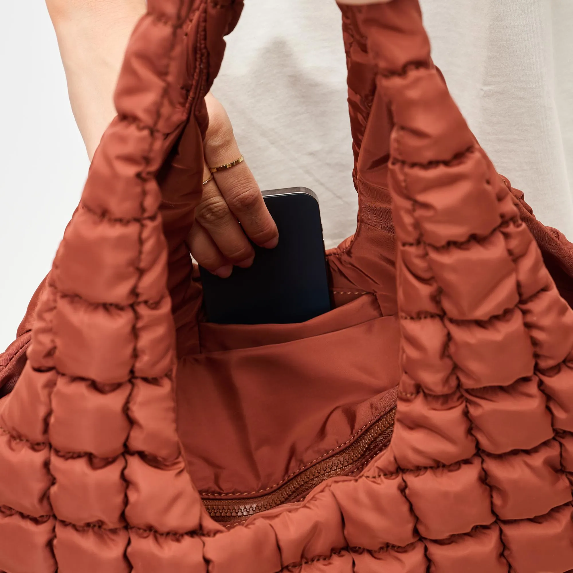 Elevate Hobo