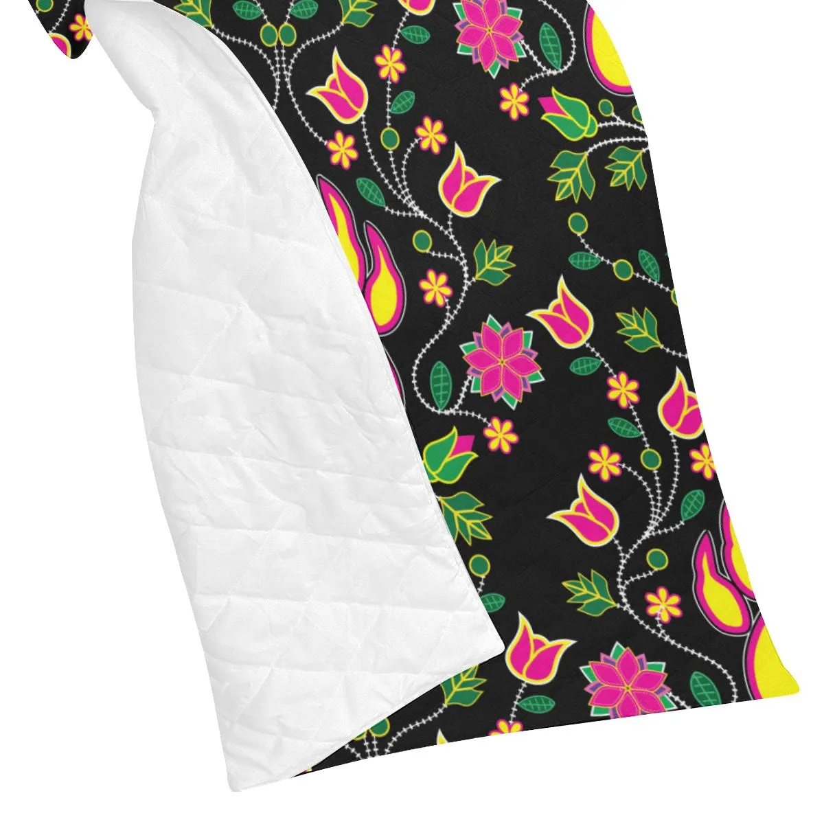 Floral-Bearpaw Quilted Comforter 70"x80"
