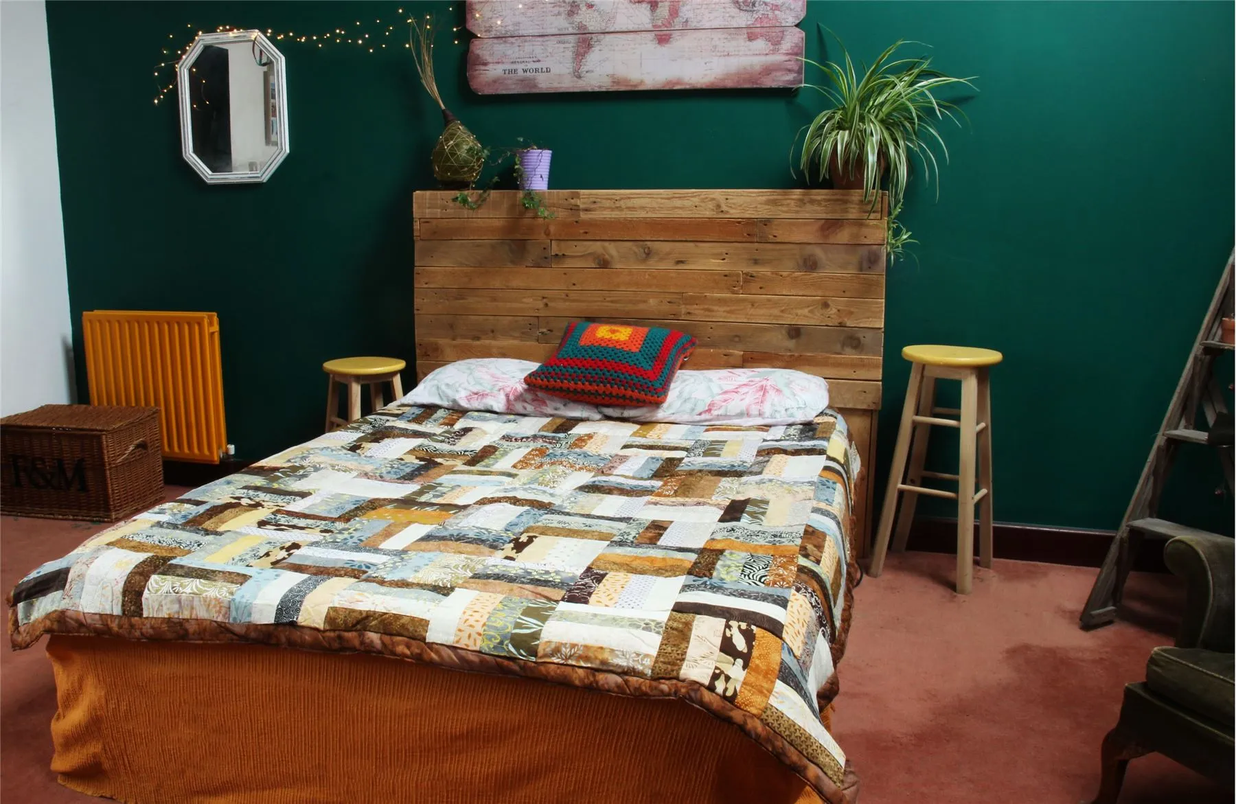 Handmade Quilted Patchwork Batik Printed Bedspread
