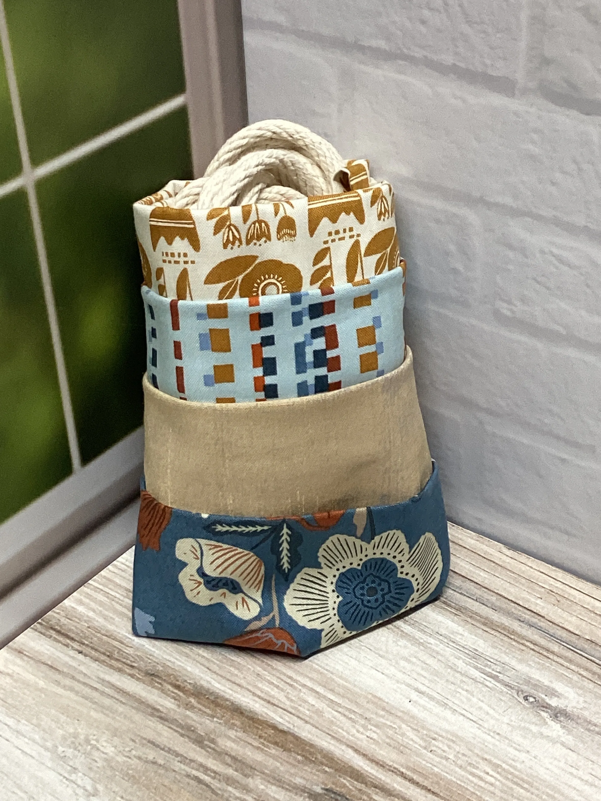 Helpful Heifer Rope Bowl