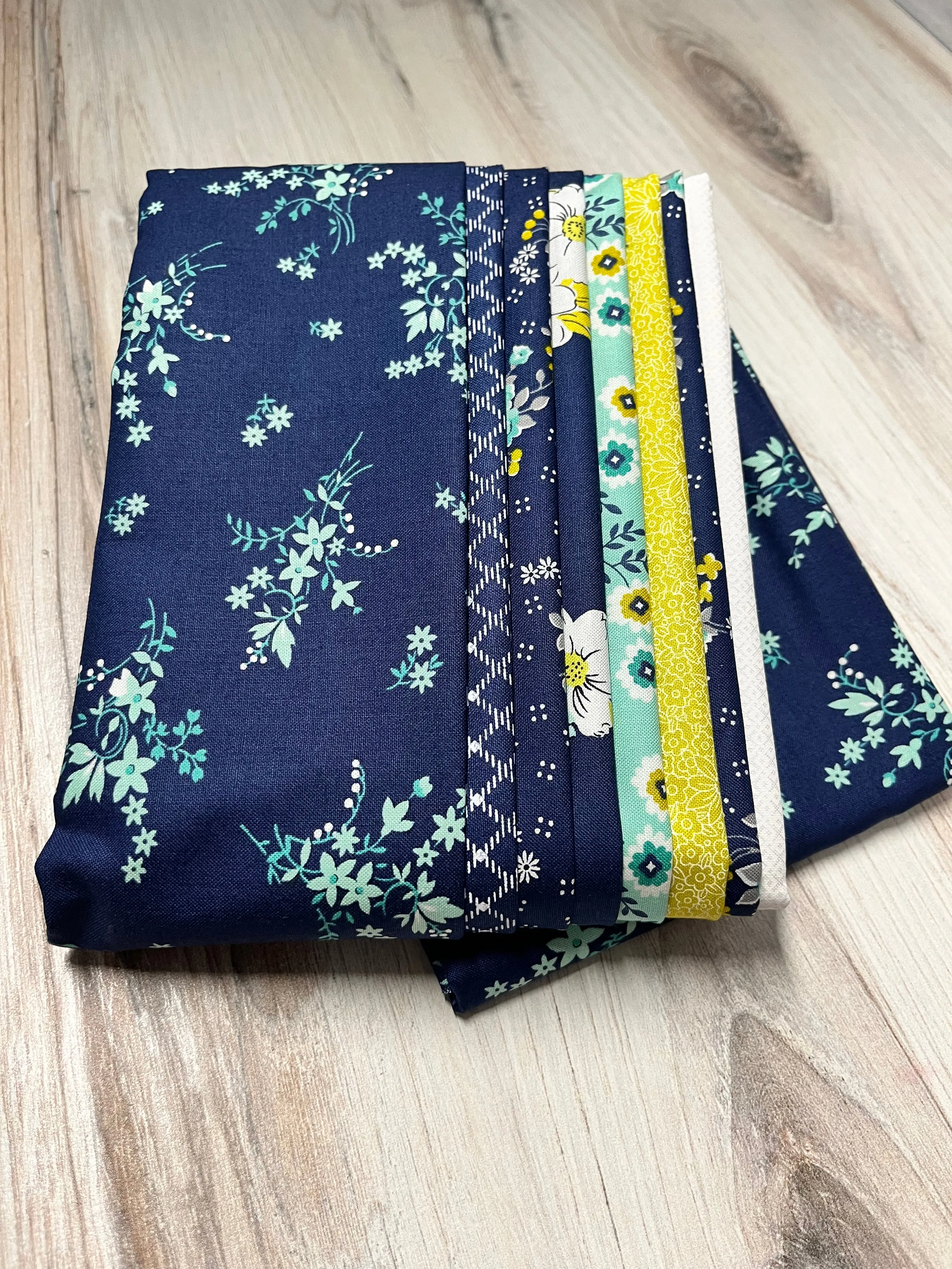 Helpful Heifer Table Runner #30
