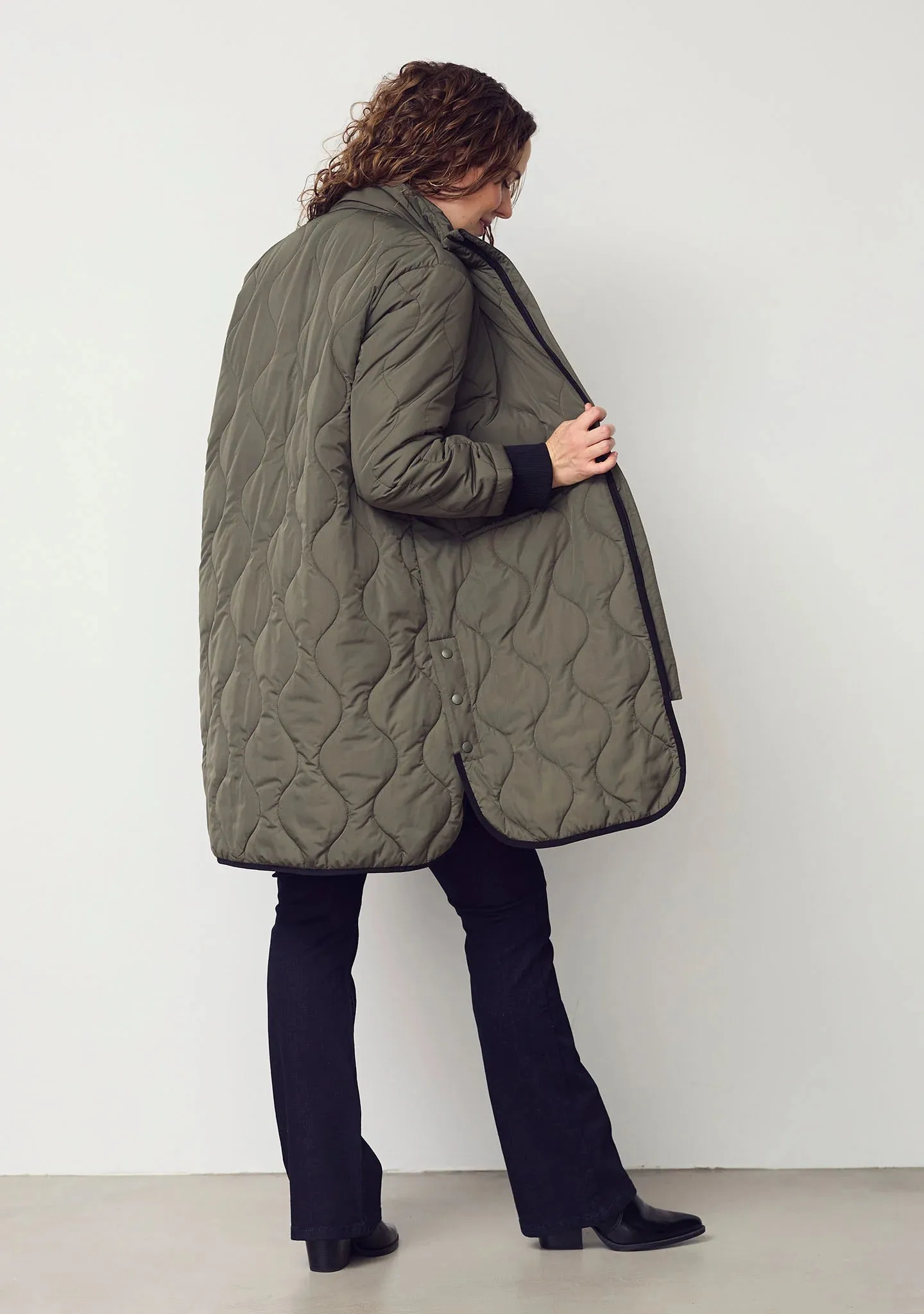 Kakhi Didi new Quilted jacket