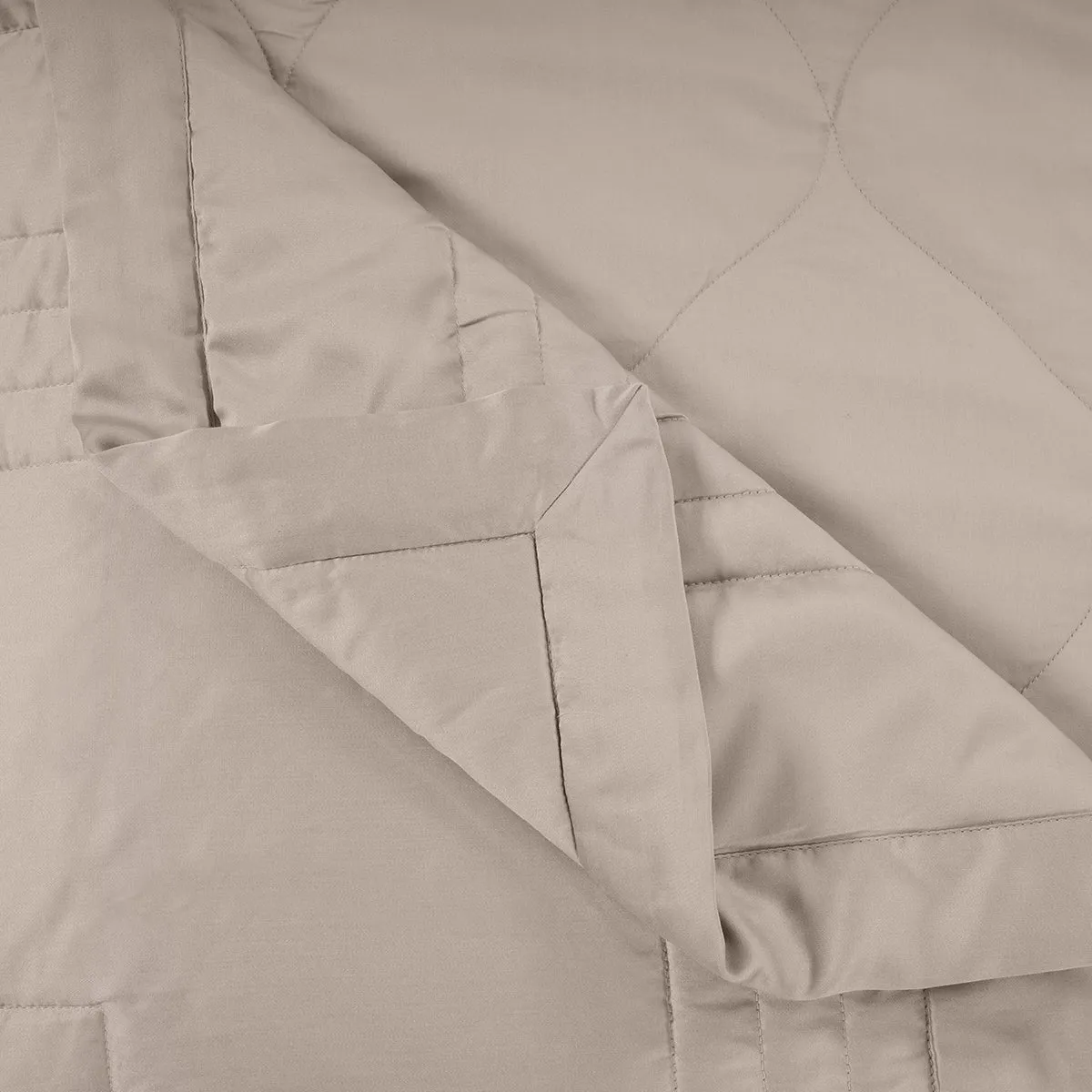 Vintage Noemi Tencel Fabric AC Quilt/Quilted Bed Cover/Comforter, Neutral